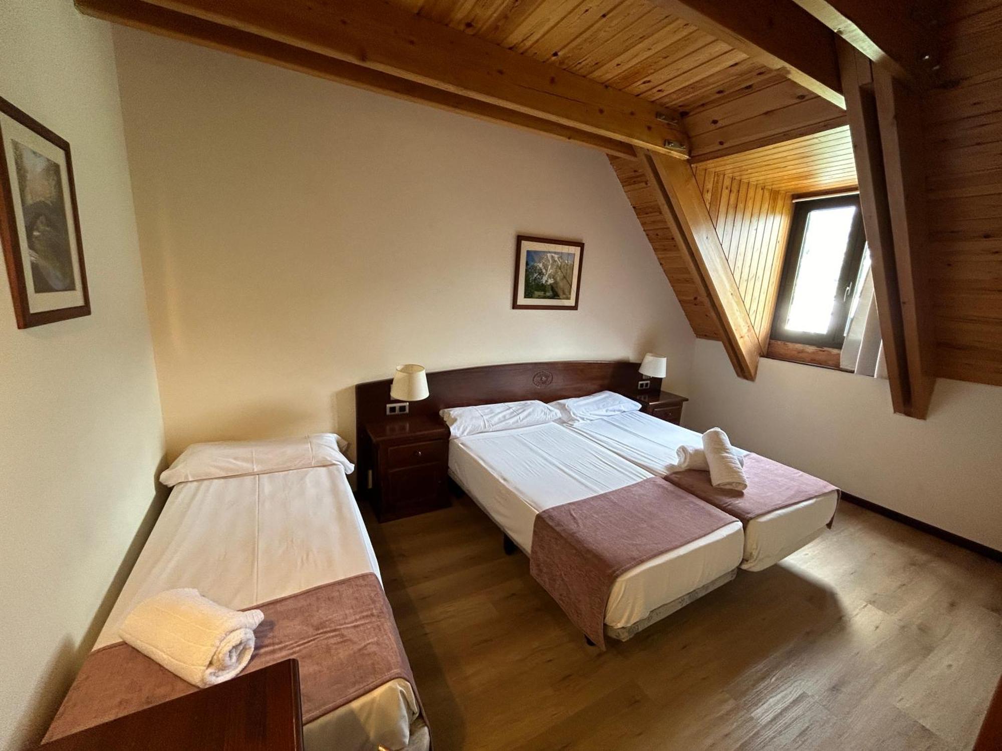 Hotel Romanic Estación Dış mekan fotoğraf