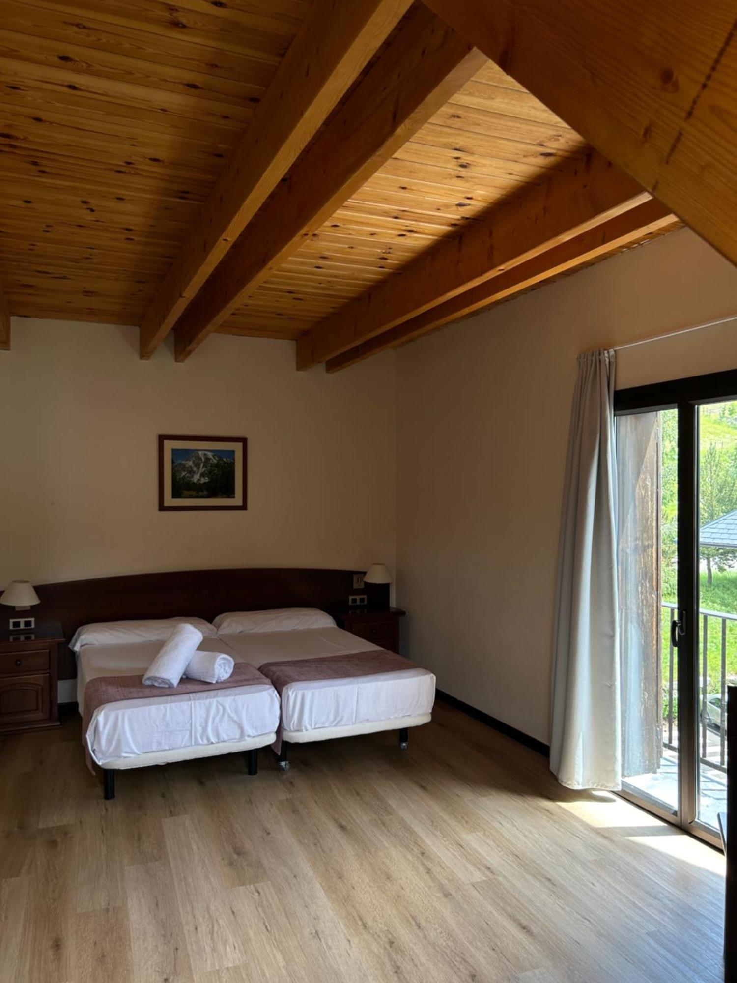 Hotel Romanic Estación Dış mekan fotoğraf